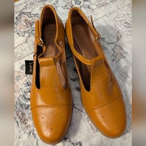 Julia Bo Tan/Leather Shoes